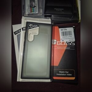 Nib 2 galaxy s24 ultra cases & box of screen protector
